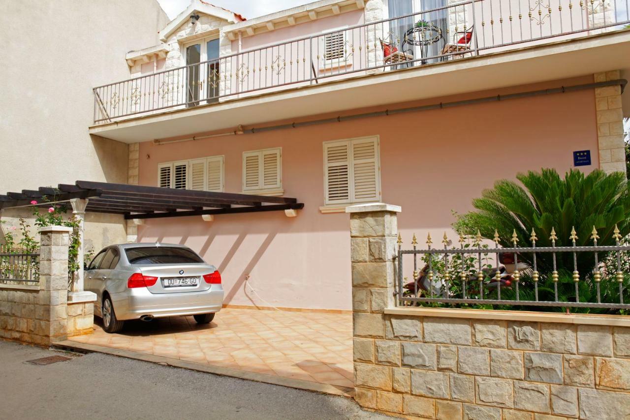וולה לוקה Apartment Ambroz מראה חיצוני תמונה