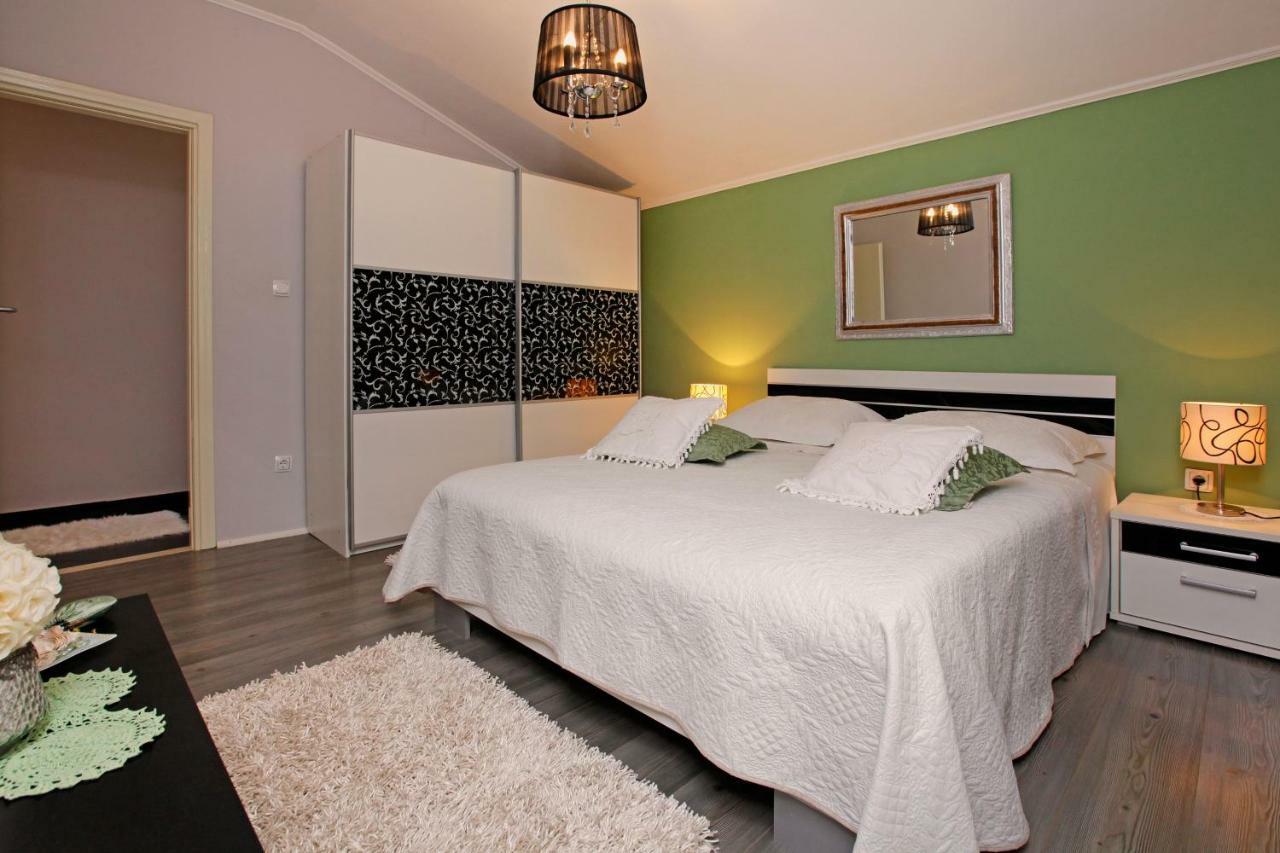 וולה לוקה Apartment Ambroz מראה חיצוני תמונה